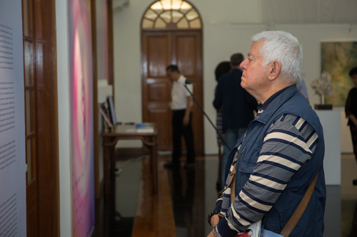 6277a4f528a242ca8306d8cb52d8d9c0