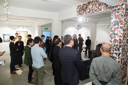 5cce5a3e96a64ad09597a4981f529218